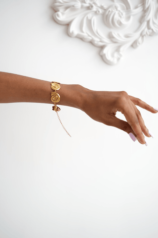 Sunset Shell Bracelet — waterproof, tarnish - free jewelry