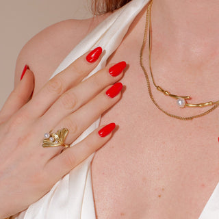 Luna Pearl Ring